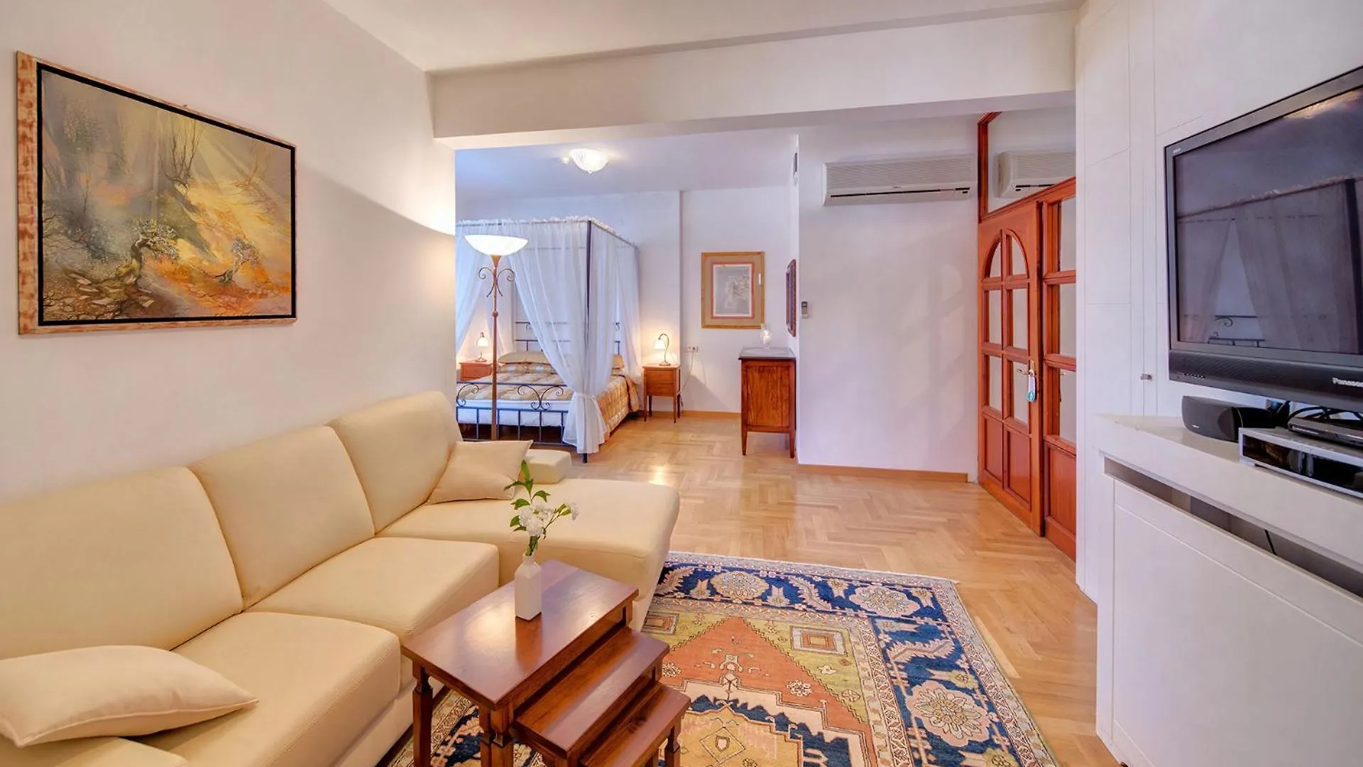 Villa Vulin Pola 0*,