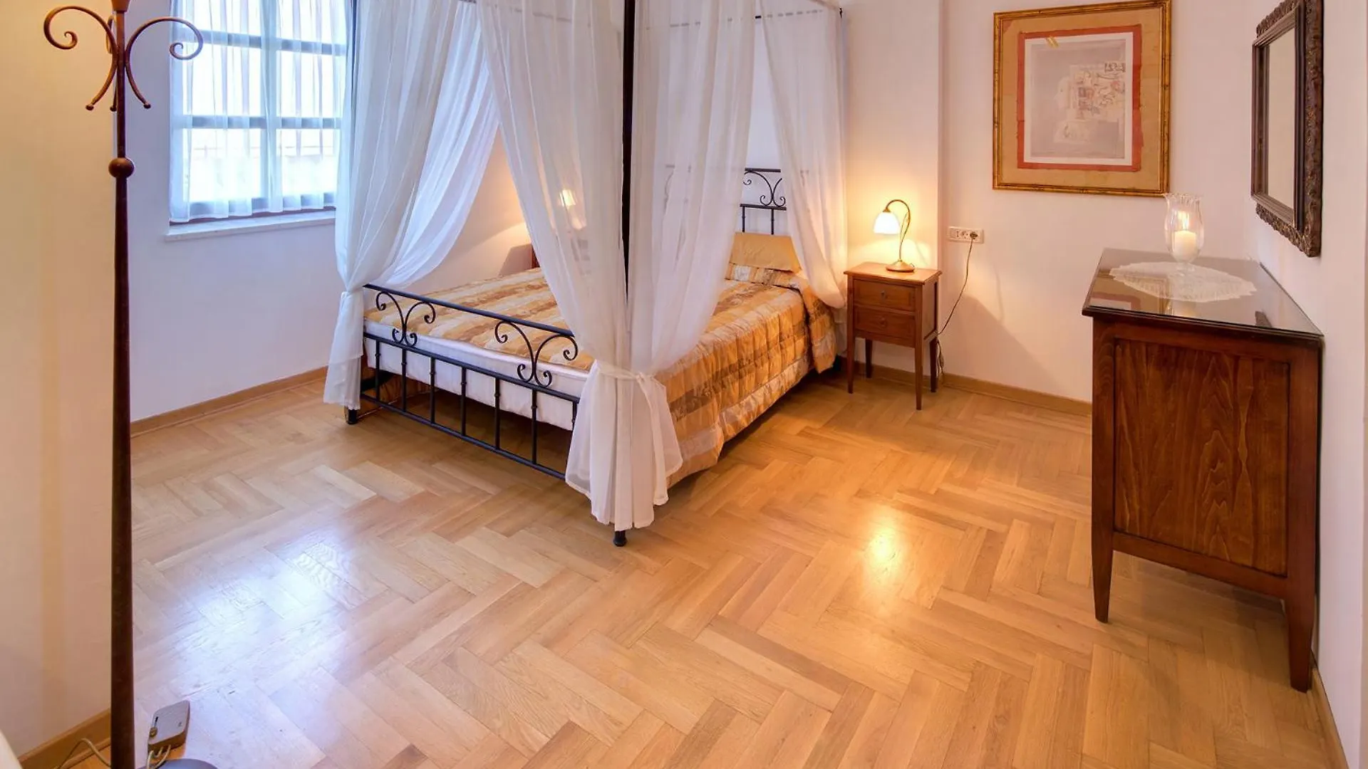Villa Vulin PUY 0*, Pula