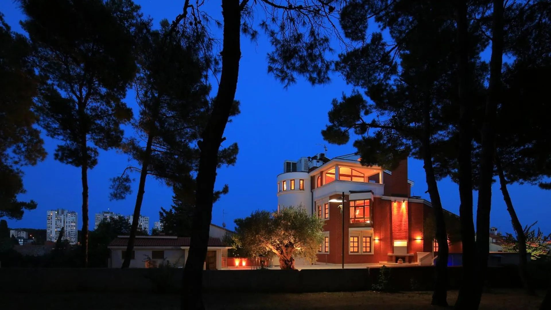 Villa Vulin PUY Casa de hóspedes